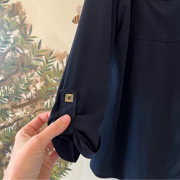 Anne klein navy blue blouse XL gold accents - Picture 4 of 5